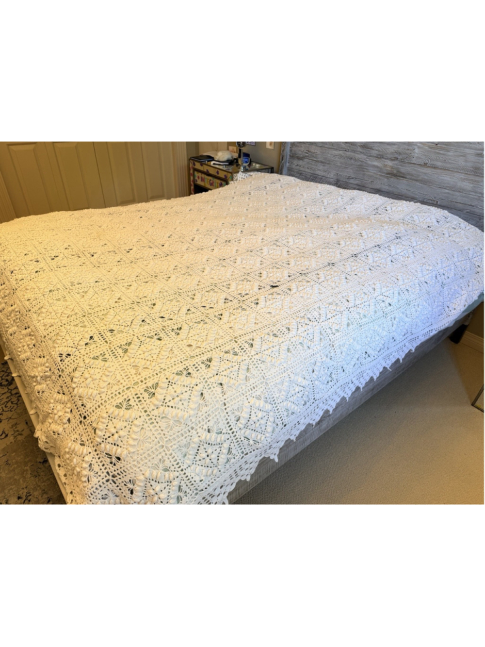 Vintage Hand Crochet Bed Cover Bedspread Square Pattern Ecru Ivory 84”x85”